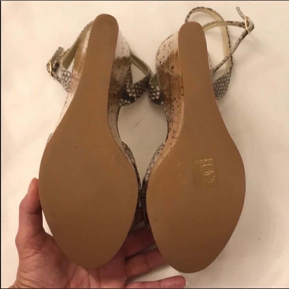 EMY MACK PYTHON PRINT WEDGE HEELS. NEW NWT - image 5